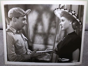 VINTAGE 1947 GENE KELLY & MARIE MCDONALD "LIVING IN A BIG WAY" ORIGINAL PHOTO - Picture 1 of 4