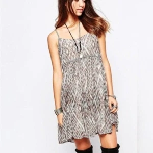 Free People Periscopes in the Sky Mini Dress size L Babydoll Boho Coquette - Picture 1 of 15