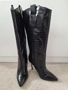 BNIB Ladies Pretty Little Thing Black Knee High Heeled Boots Size UK 5 more 4.5 - Picture 1 of 11