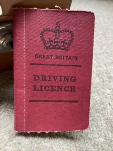 Old Driving Licence - Picture 1 of 3