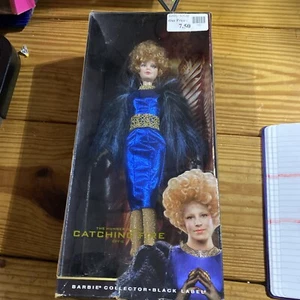 Barbie The Hunger Games Catching Fire Effie Schmuckpuppe Black Label X8427 - Bild 1 von 10