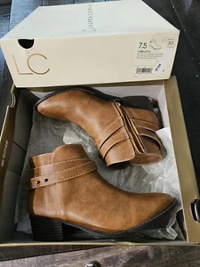 Lauren Conrad Zip Up Ankle Boot New Size 7.5 - Picture 1 of 5