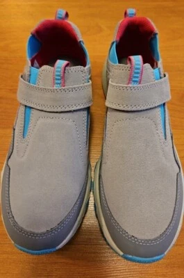 Zapatilla deportiva Merrell Girls Free Roam Jungle sin usar, en caja, informal de gamuza gris talla 5/36 PANTALLA Foto 1 de 4