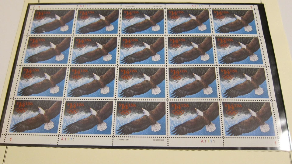 1991 U.S. Postage Soaring Eagle Express Mail Stamp Pane (20 stamps) - Image 1 of 1