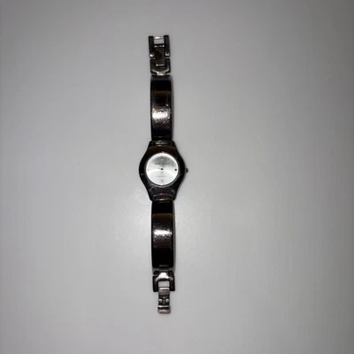 Nine West Women’s 1305 Stainless Steel Back Base Metal Bezel Wrist Watch - Image 1 of 4
