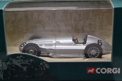 CORGI / ЛЕГЕНДЫ СКОРОСТИ - MERCEDES ГОНОЧНЫЙ АВТОМОБИЛЬ СЕРЕБРО - МАСШТАБ 1/36 МОДЕЛЬ АВТОМОБИЛЯ - Изображение 1 из 4