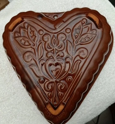 Alte Keramik Puddingform,Brotform,Herz Braun lassiert 21 cm zum Aufhängen 1A  - Bild 1 von 4