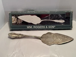 VTG WM. Rogers & Son Silverplated Serving Trowel Cake Pie Knife Floral - Picture 1 of 13