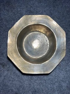 Bauhaus achteckige Messingschale 1919-1933 - Bild 1 von 11