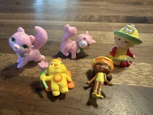 Kenner Vintage 1980er Strawberry Shortcake PVC Miniatur Figuren LOT OF FIVE! - Bild 1 von 9