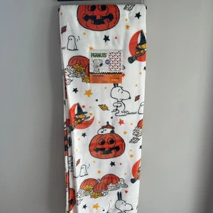 New Peanuts Halloween Twin 60x90 Blanket Snoopy Woodstock Pumpkin Witch Cute - Picture 1 of 3