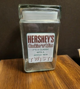 Hershey's Cookies 'n' Mint Candy Bar Advertising Jar Canister Vintage 1990s T3 - Picture 1 of 6