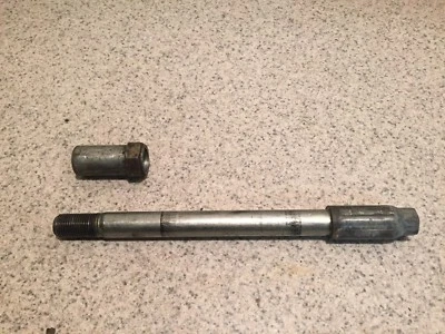 Eje delantero y tuerca completos Kawasaki Kx500 Kx 500 1993 se adapta a 1989-2004 OEM Foto 1 de 3