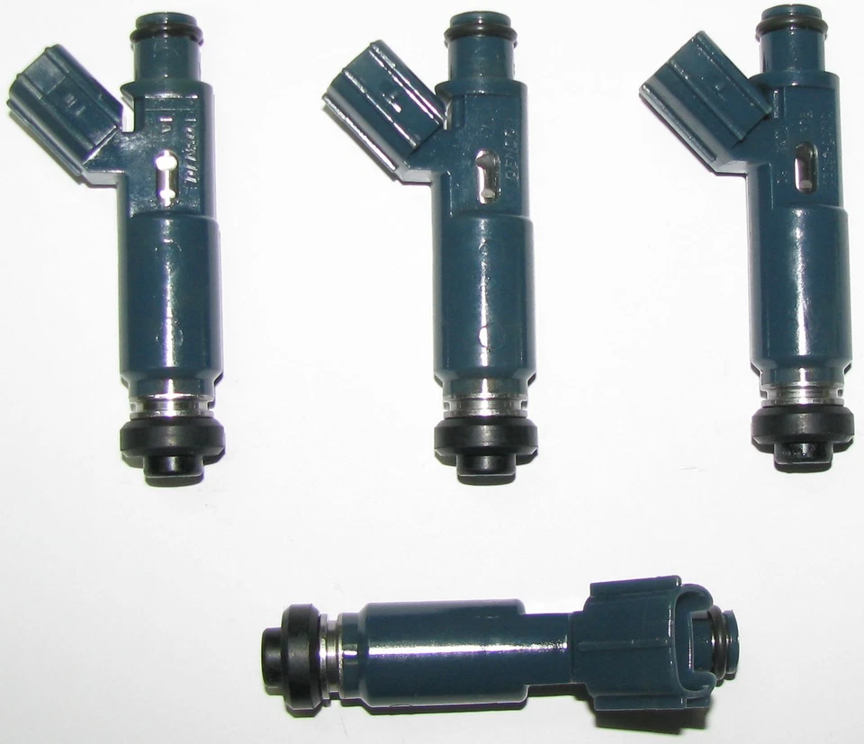 Set of 4 Brand New Isuzu OEM Fuel Injectors, 1999-2004, 1.8L, 23250-0D010, Deal. - Изображение 1 из 1