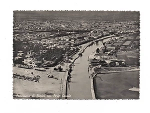RIMINI PANORAMA DI RIMINI CON PORTO CARTOLINA VINTAGE VIAGGIATA FG - Picture 1 of 2
