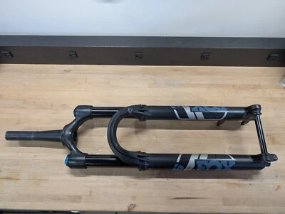 Garfo de suspensão FOX 36 Performance - 29", 130mm, 15QR x 110mm, 44mm offset - Imagem 1 de 4