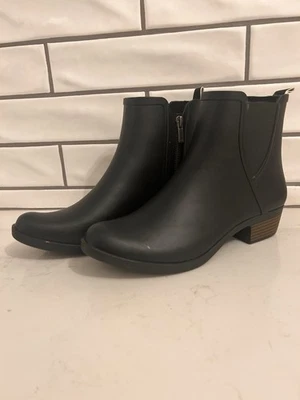 Bota de lluvia Lucky Brand Basel negra talla 10 Foto 1 de 4