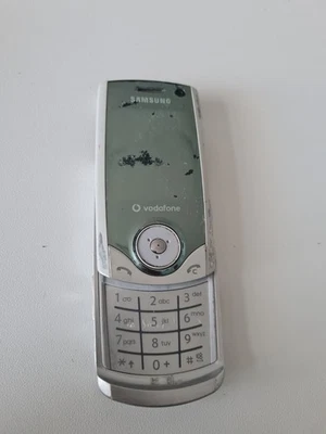 Samsung SGH-U700V  Mobile Phone  - Image 1 of 4