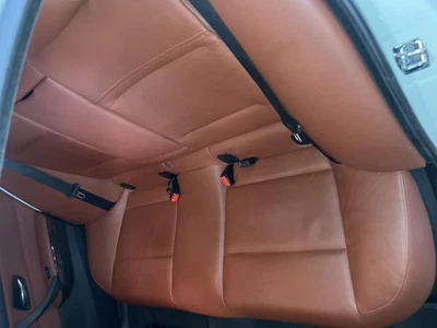 Asiento trasero usado se adapta: BMW 328I grado A 2009 Foto 1 de 4