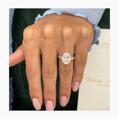 Anillo de compromiso ovalado de diamantes halo VS1 F IGI certificado oro blanco de 18 k de 2,85 quilates Foto 1 de 4