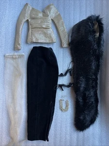 Tonner TYLER WENTWORTH 2002  PATRON OF THE ARTS 16” FASHION DOLL COMPLETE OUTFIT - Picture 1 of 16