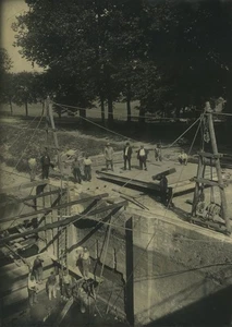 Côte-d'Or. Travaux sur une écluse. Blagny ? Photo Félix Lambert, Mirebeau. - Picture 1 of 3