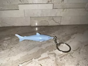 "Llavero figura tiburón 3,5"" goma azul" - Imagen 1 de 3