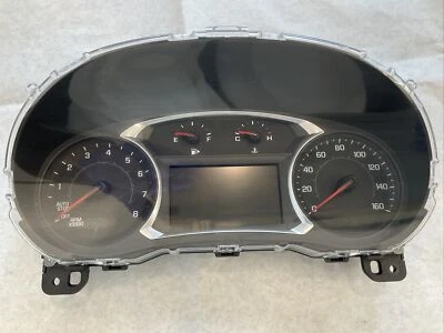 2017-2018 CHEVROLET MALIBU CLUSTER SPEEDOMETER GAUGES OEM 84141852 - Image 1 of 4