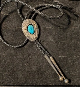 Cravatta Bolo Vintage Navajo Argento Sterling Scatola Ombra Pietra Turchese - Foto 1 di 2