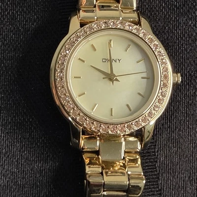 Reloj para mujer (usado) de cuarzo de acero inoxidable DKNY NY2343 Soho Foto 1 de 4