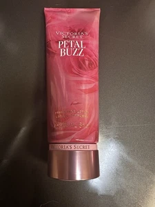Victoria's Secret Petal Buzz Lotion - Picture 1 of 1