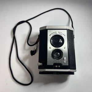 Vintage 1940s Eastman Kodak Brownie Reflex Synchro Model Camera Parts/Repair - Picture 1 of 8