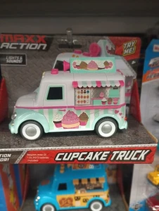 Maxx Action CUPCAKE TRUCK Friction Motor LIGHTS & SOUNDS Rubber Tires NEW - Picture 1 of 1