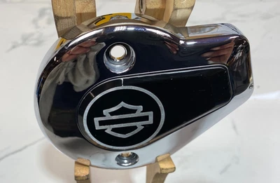 Cubierta de cámara deslizante de carretera/calle negra CVO 24-25 OEM Harley Davidson Foto 1 de 4