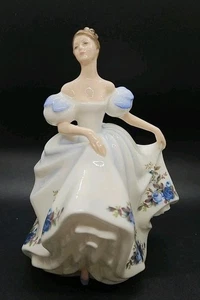 Seltene Royal Doulton Beatrice HN3263 Bone China Figur 7,75"/19,5cms - Bild 1 von 7