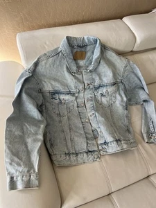 Chaqueta vaquera Zara azul claro lavado desgastado - grande para mujer - Imagen 1 de 7