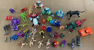 Large Lot Transformers Cyberverse Repugnus Gnaw Sky-Byte 30 Figure Lot - Picture 1 of 4