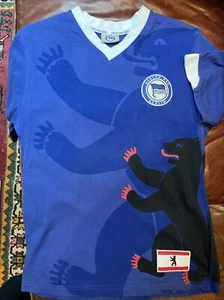NUEVO Hertha BSC Berlín Alemania UEFA Fútbol Hombre Camiseta Camiseta S OSO SM - Imagen 1 de 8