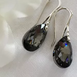 925 Sterling Silber Ohrringe Birne Träne schwarz aus österreichischen Kristallen - Bild 1 von 9