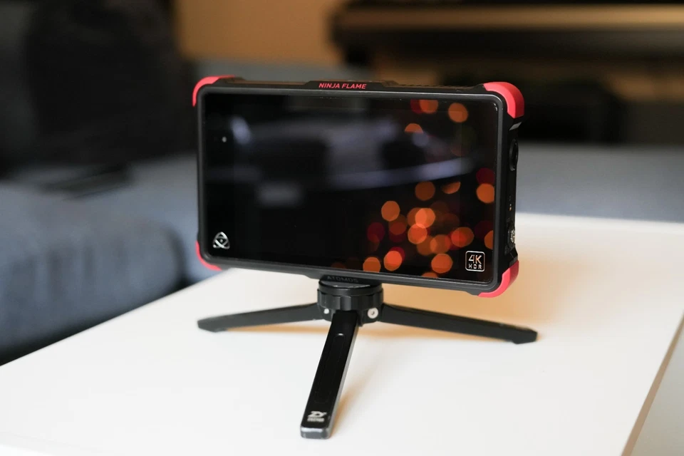 Atomos Ninja Flame + 480GB SSD + Estuche Rígido Apache 2800 Foto 1 de 4