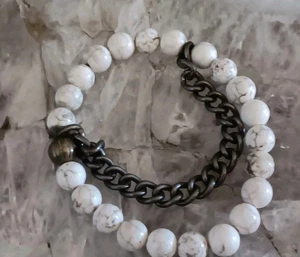 White Gemstone Natural?????? Women's Easy  Stretchable Bracelet Pre-owned  - Picture 1 of 2