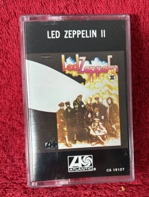 Led Zeppelin II Cassette Tape Atlantic CS 19127  VINTAGE new pad - Image 1 of 3