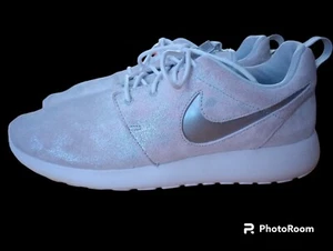 Größe 8,5 - Nike Roshe One Premium Metallic Platinum - Bild 1 von 8