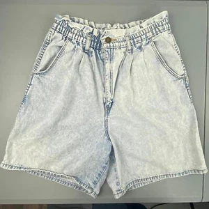 Jordache Vintage High-Waisted Acid Wash Bermuda Denim Shorts (juniors) - Bild 1 von 9