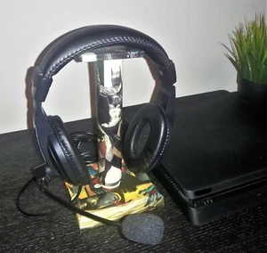 Wood Head Phone Stand Handmade Batman Superman Comic Theme - Picture 1 of 8