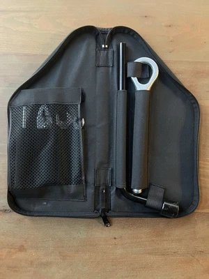 2006-2015 Lexus IS250 IS350 ES350 OEM Emergency tool set 912053010 - Image 1 of 4