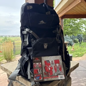 High Sierra Backpack Black Avenger 45 Liter Great Condition - Picture 1 of 12