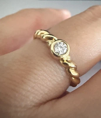 Tiffany Co 18k Yellow Gold Twisted Ribbed basket weave Diamond Band Ring Vintage - Image 1 of 4