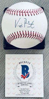 VINNIE PASQUANTINO CON LICENCIA #9 BECKETT AUTENTICADO FIRMADO BÉISBOL MANFRED Foto 1 de 3