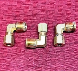 BRASS ELBOW 1/4" MNPT X  1/4" COMPRESSION (LOT OF 3) - Picture 1 of 4